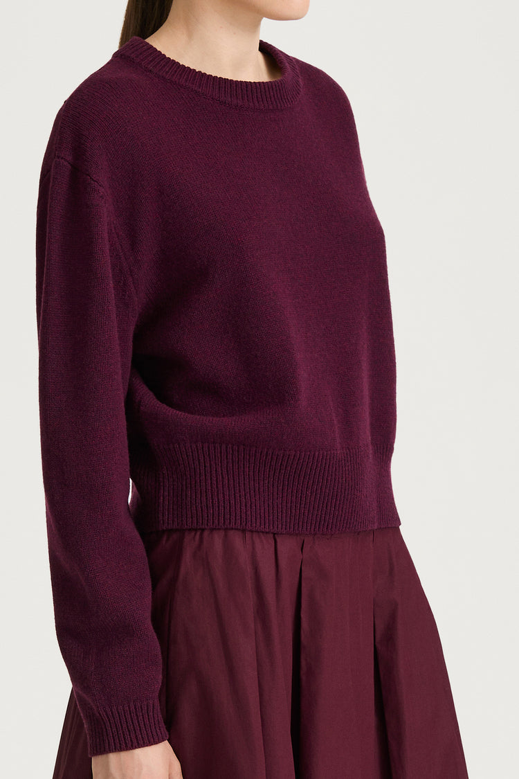 burgundy knitted sweater stylein haven detail