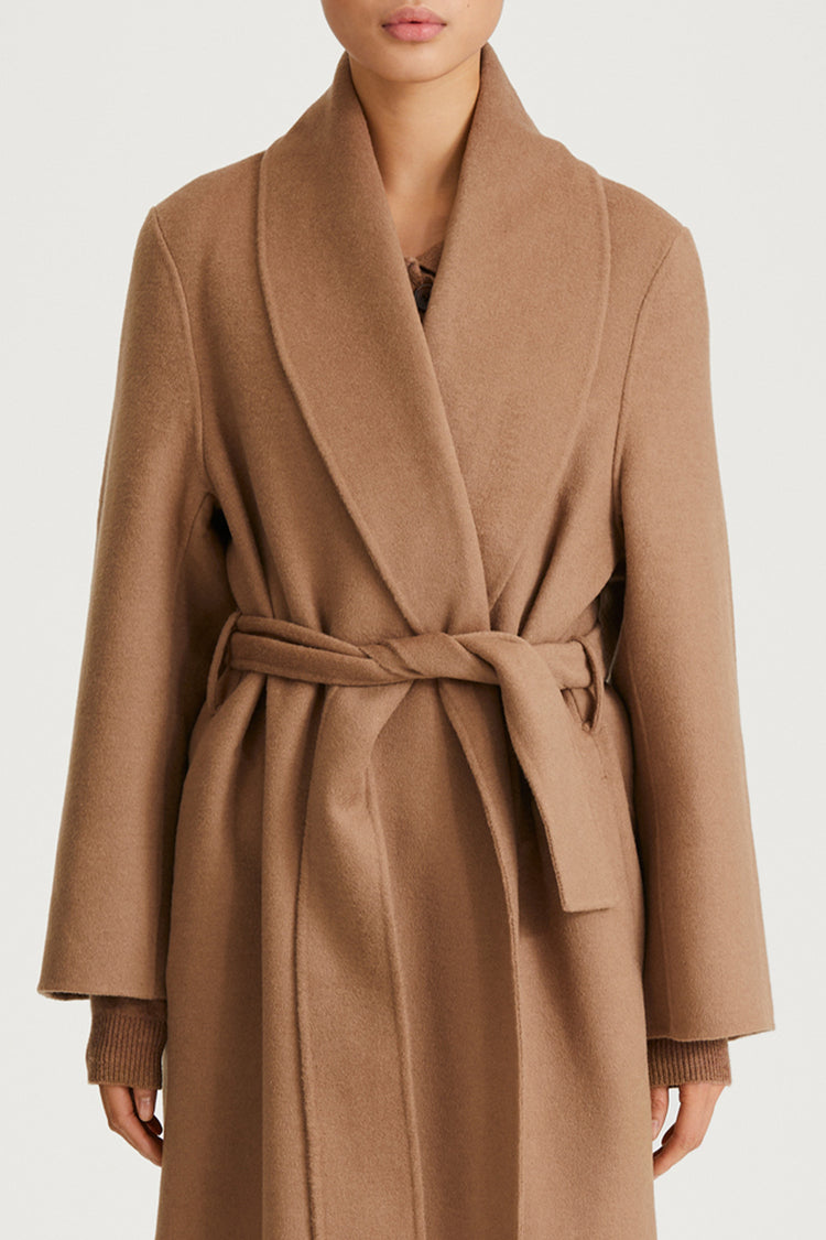 camel wool coat long stylein thiene detail