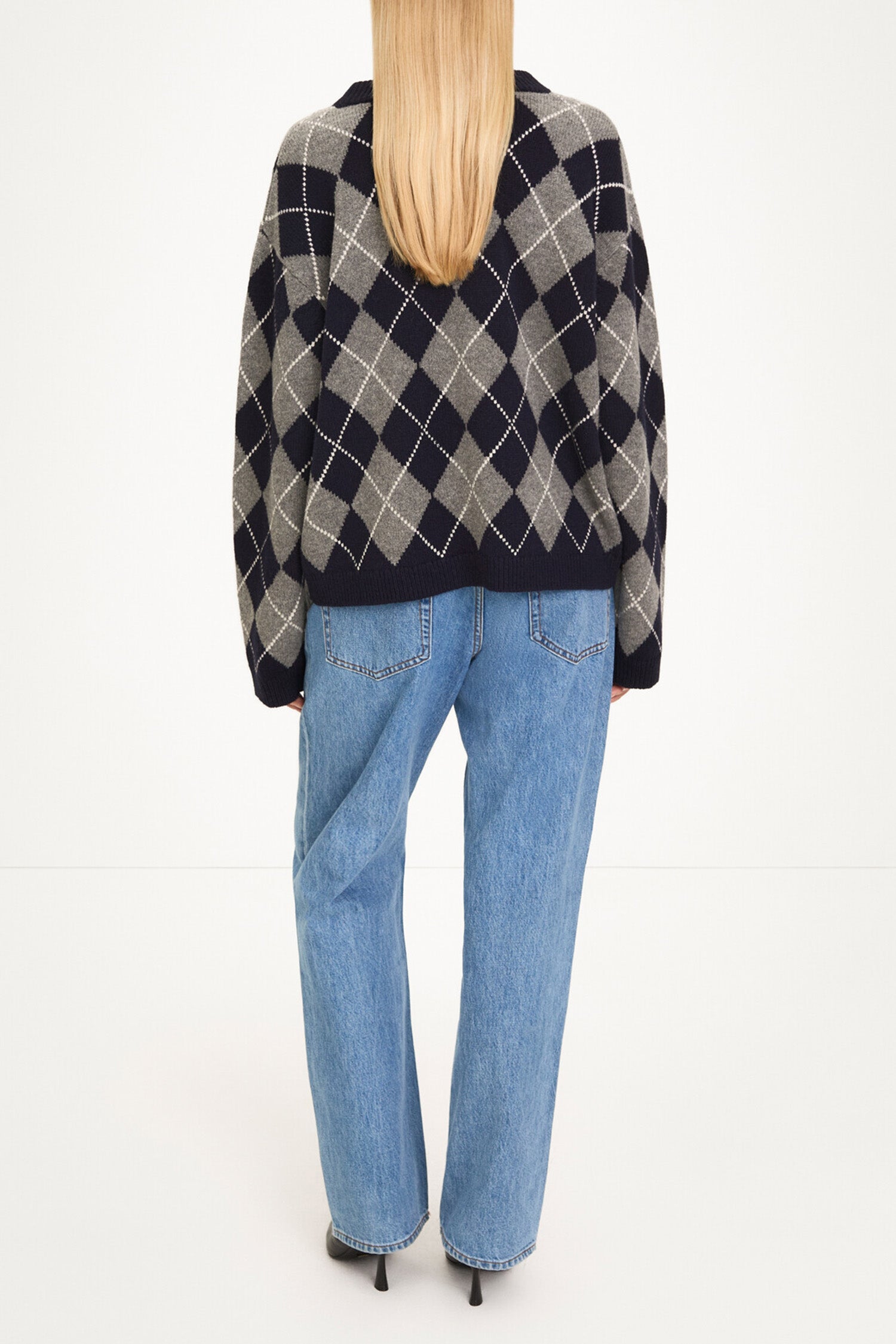 Checked knitted sweater in navy and grey stylein Havenly back