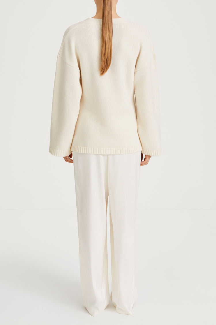 cream knitted cardigan stylein helia back