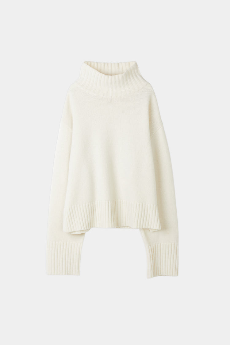 cream knitted wool sweater stylein hilary packshot