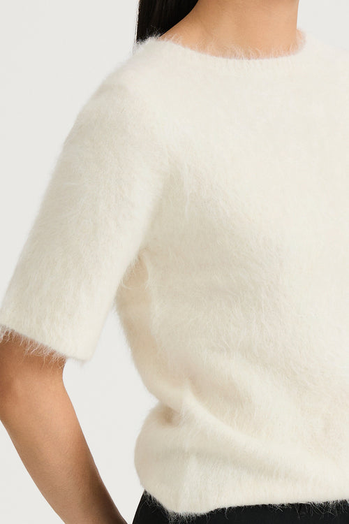 cream knitted short sleeve top stylein loha model image