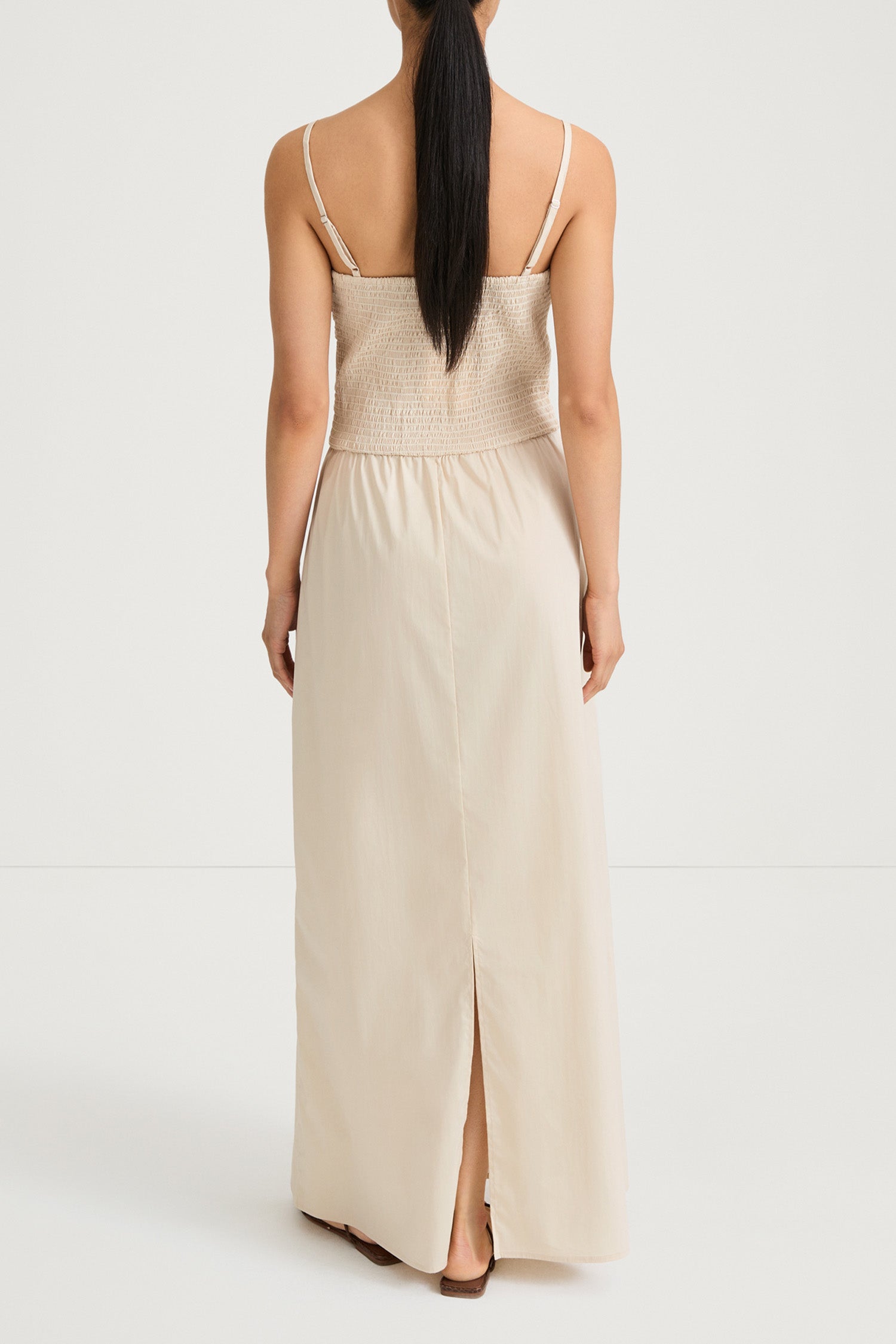 Jamila maxi long dress oyster stylein model image back