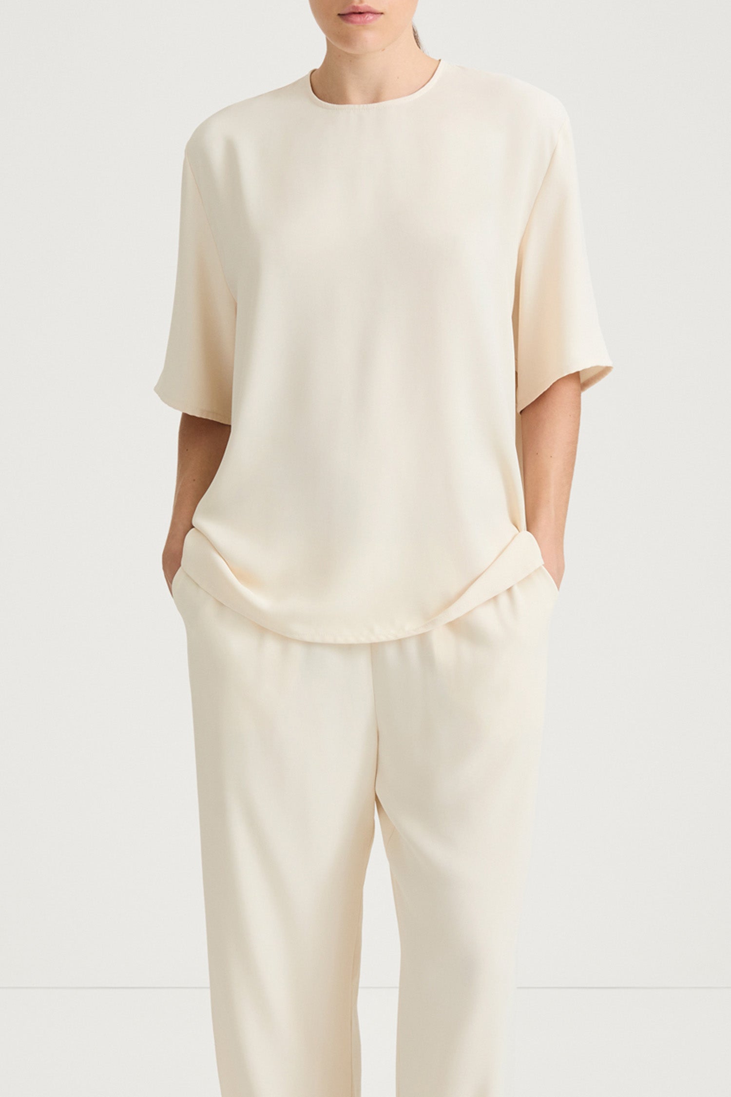 cream t-shirt top stylein martano front close up model image