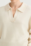 cream v-neck collar sweater stylein harmony detail
