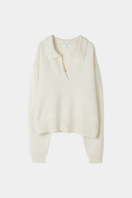 cream v-neck collar sweater stylein harmony packshot