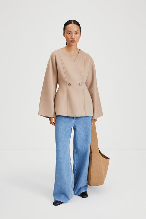 Tirli short jacket wool cinched waist hazelnut stylein front image