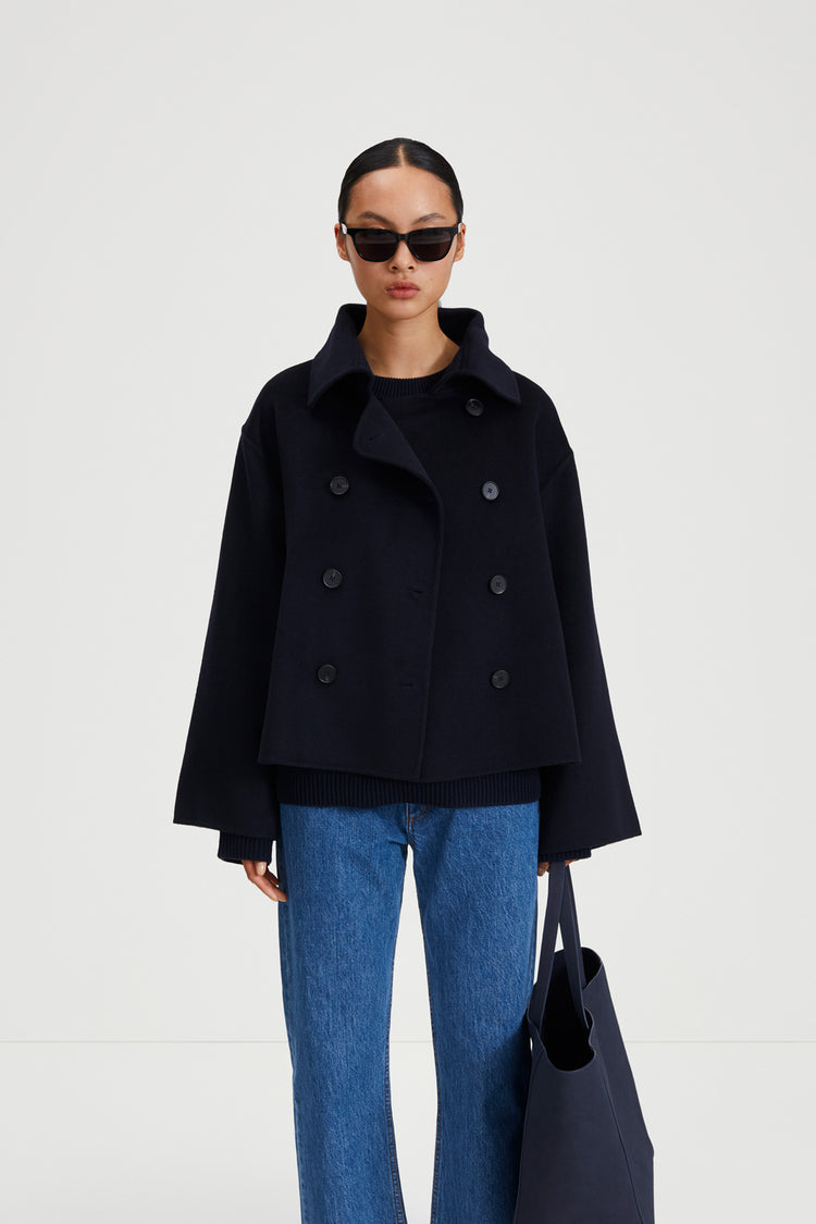 Terlamo jacket cropped wool midnight navy stylein front image 