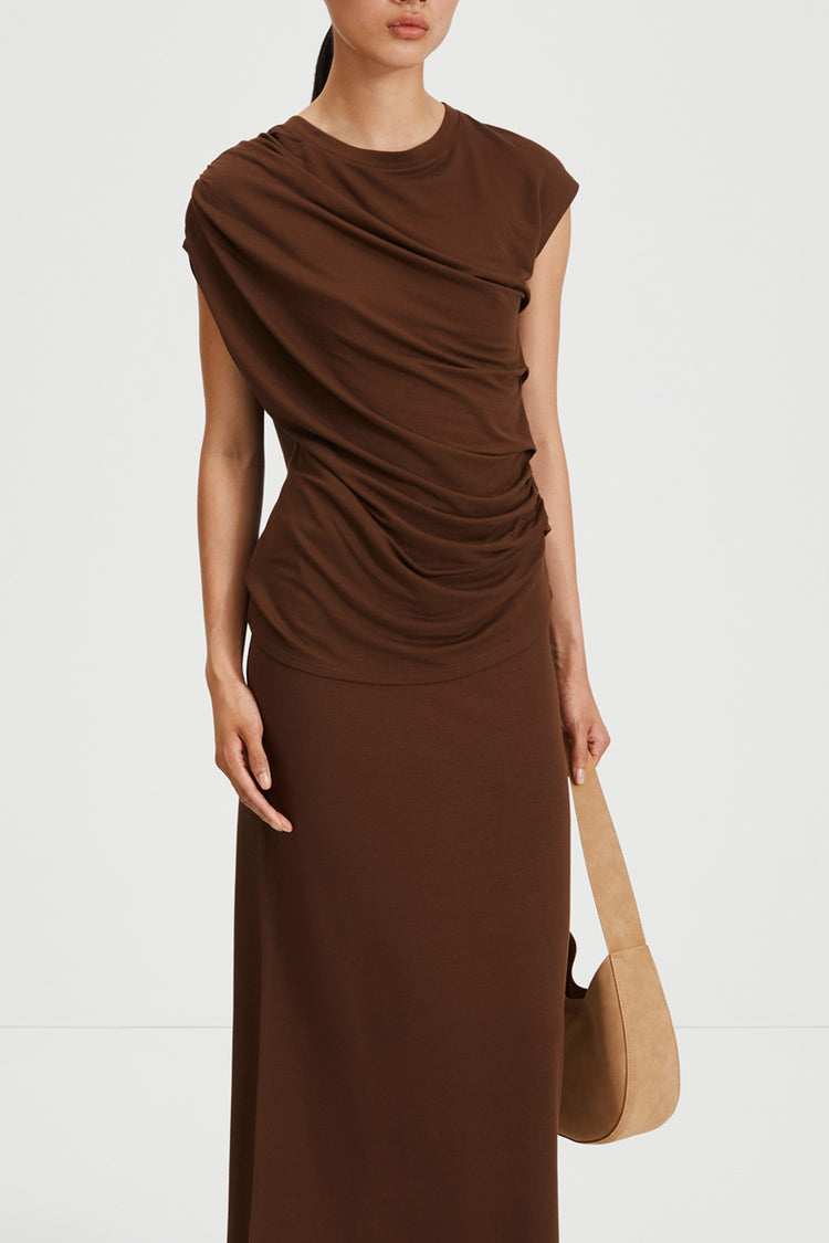 Canalita top sleeveless viscose jersey fitted twisted draped front cacao brown stylein front image