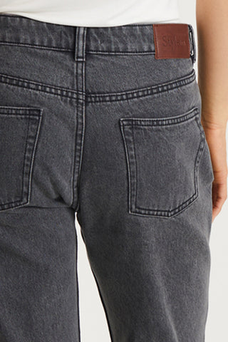 Ken original cropped straight fit denim mid waist mid grey stylein detail image