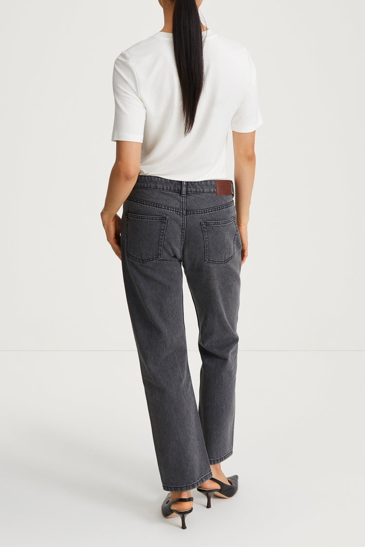 Ken original cropped straight fit denim mid waist mid grey stylein back image