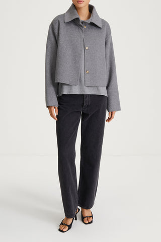 grey jacket short wool stylein teano model image