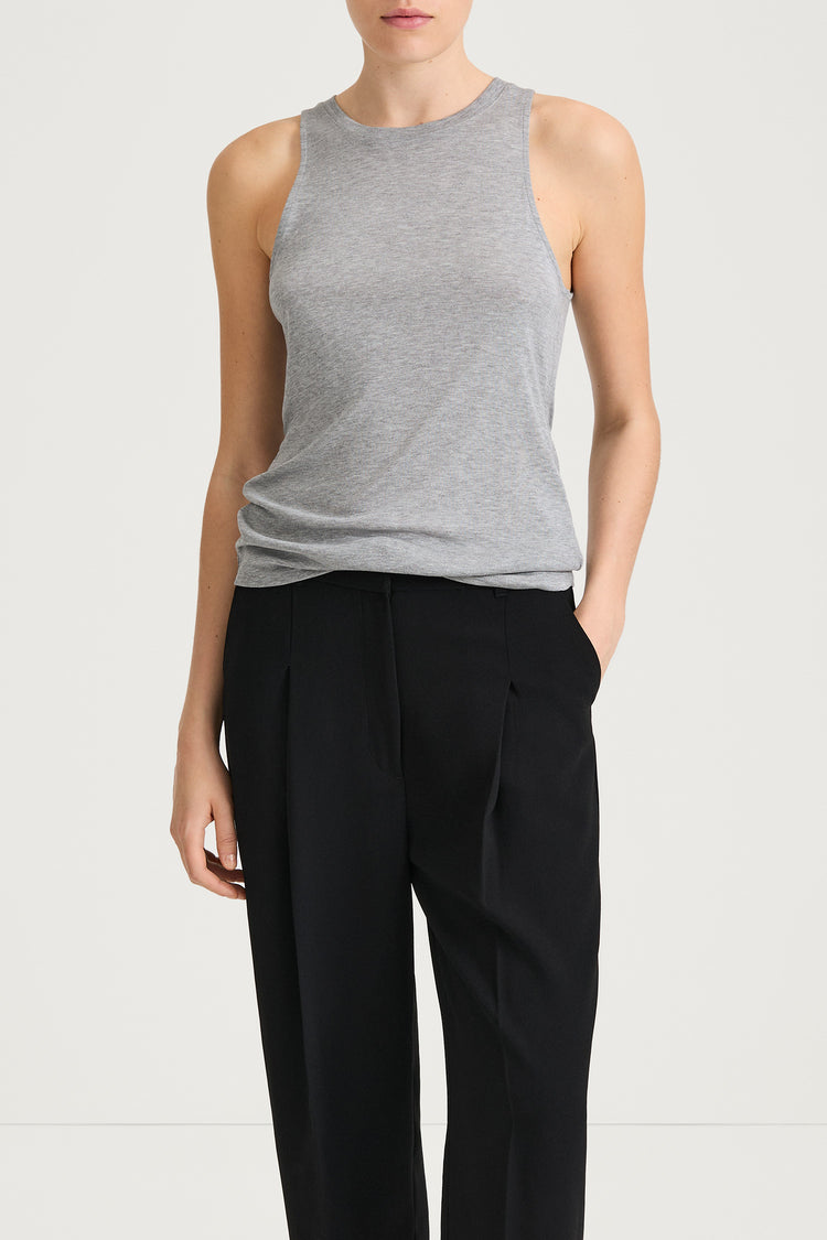 grey slim-fit tank-top stylein nicia close up