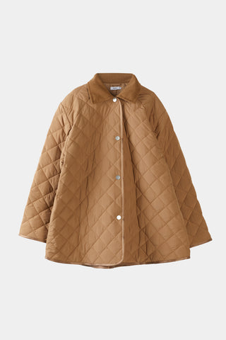 Hanna jacket voluminous quilted padding yoke and box pleats wide sleeves corduroy collar beige stylein packshot