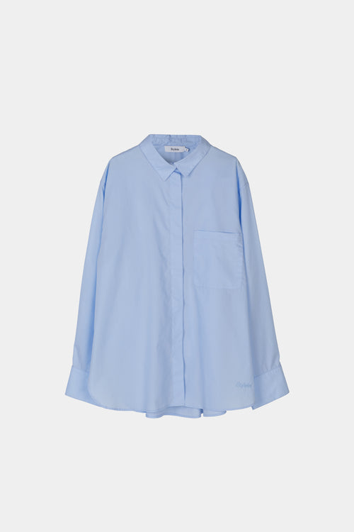 blue shirt cotton stylein jansell model image 