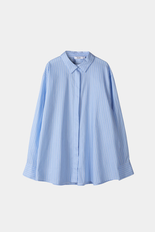 Jeanne shirt button down full length sleeves collar stand boxy silhouette blue stripe stylein packshot