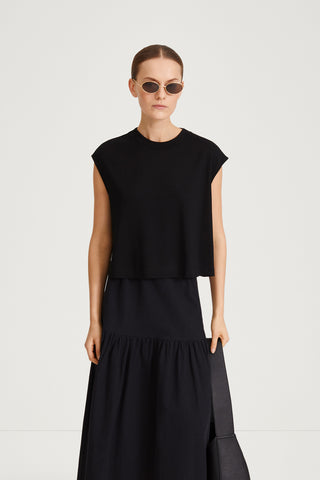 Jenn top black sleeveless cropped stylein front image