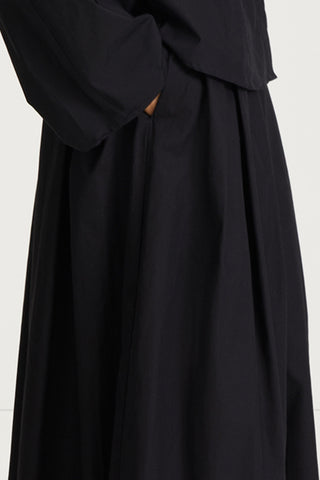 jorina-maxi-black-skirt-stylein detail