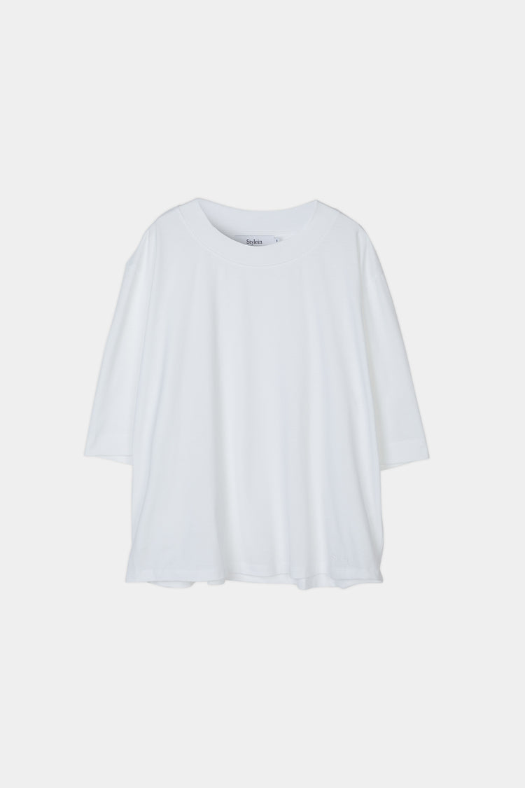 Joyce tshirt oversized boxy white stylein packshot