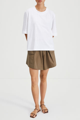 Sonya shorts flared utility pockets army green khaki stylein front image