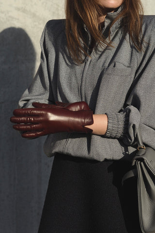 leather gloves
 burgudny handsome essentials vino 