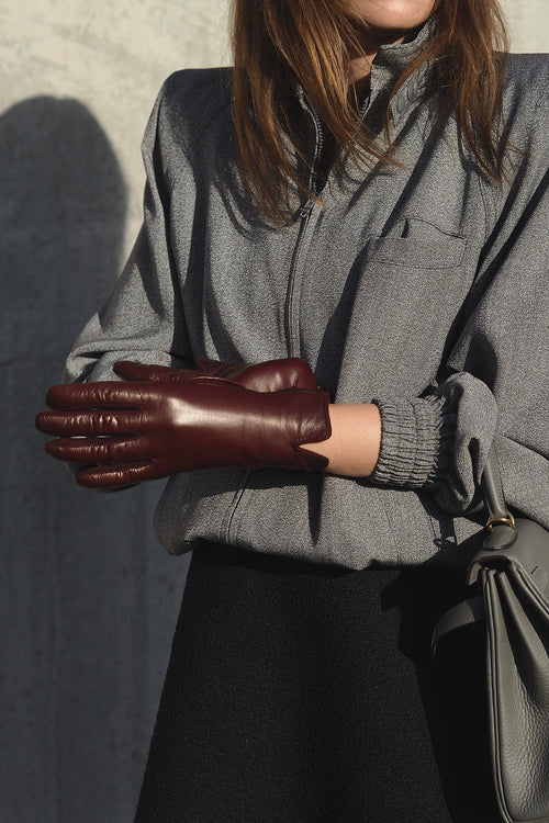leather gloves
 burgudny handsome essentials vino 