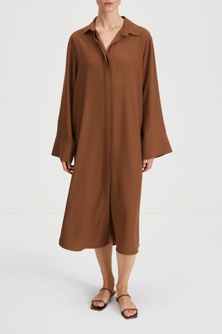 Montorio dress loose flowing long sleeves wide cuffs slits collar earth brown stylein front image