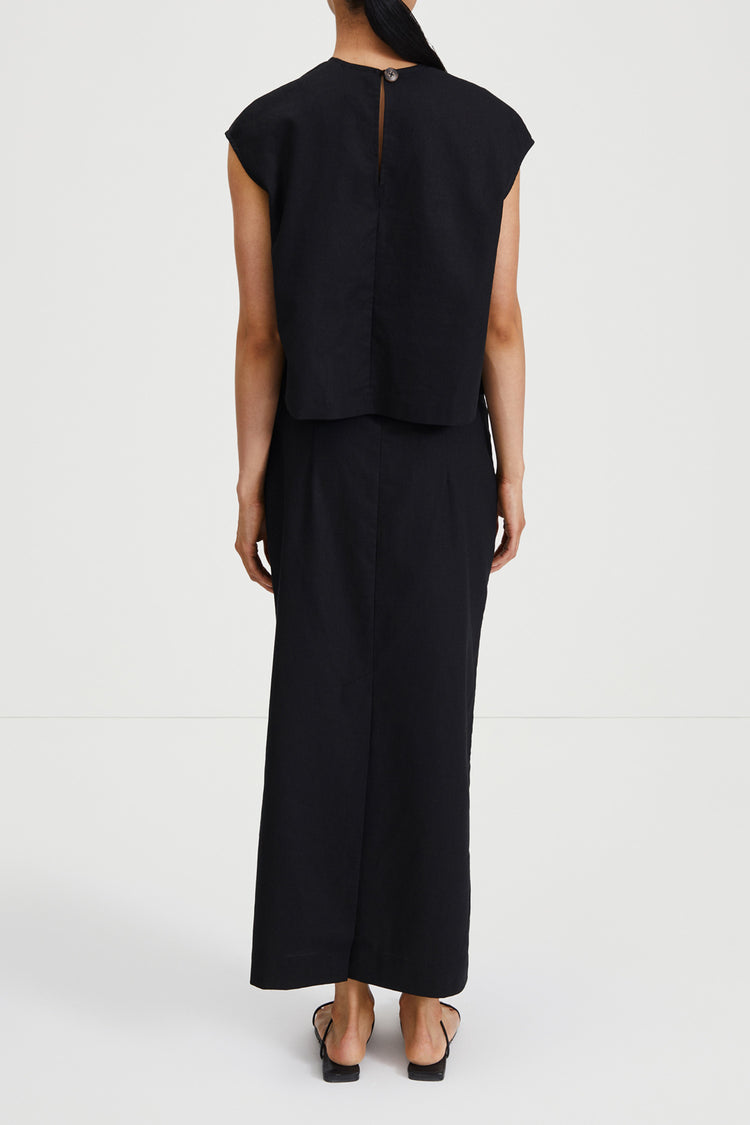 Saronno skirt ankle length black linen stylein back image