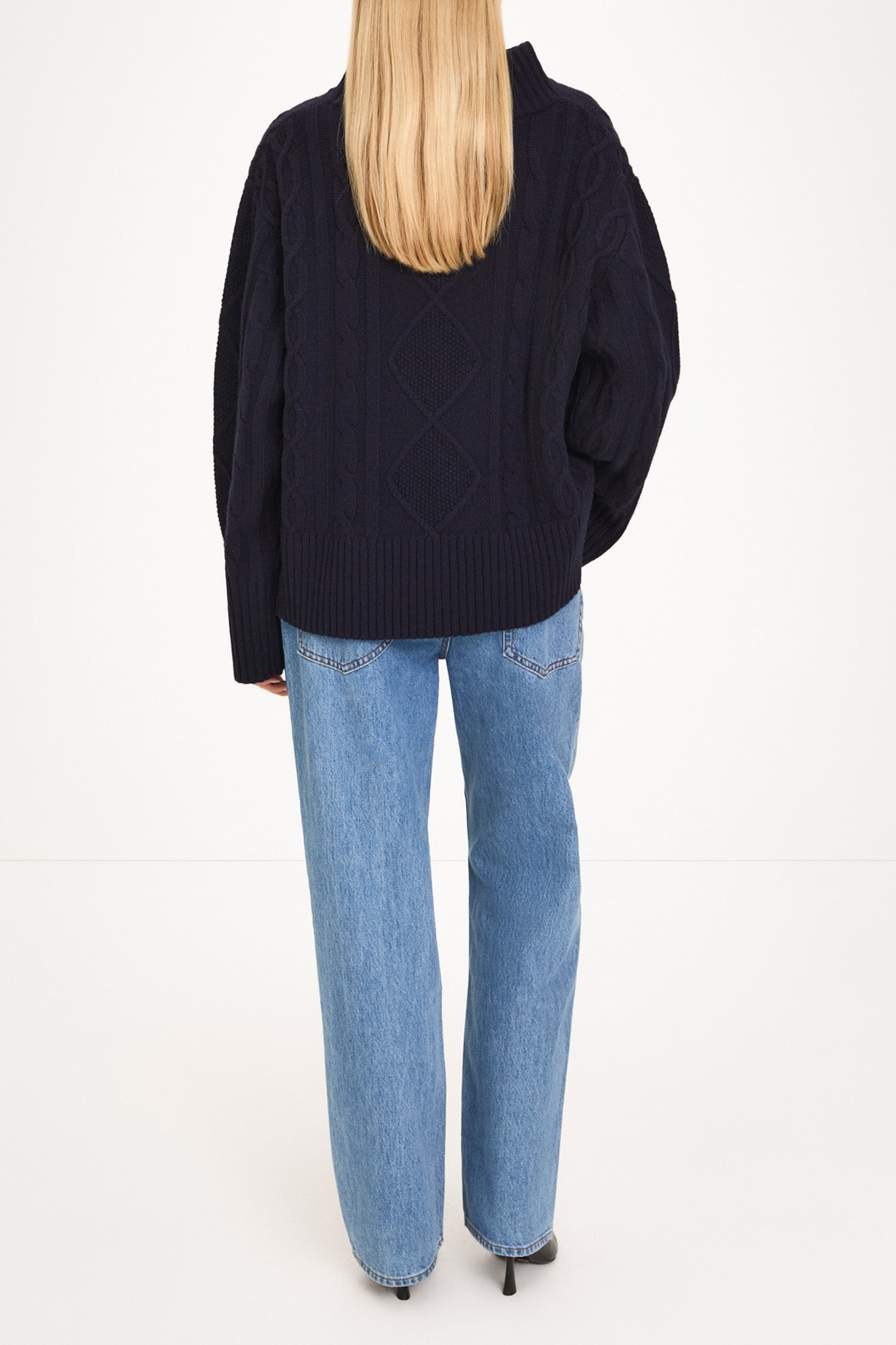 Navy cable knitted sweater stylein Hania back