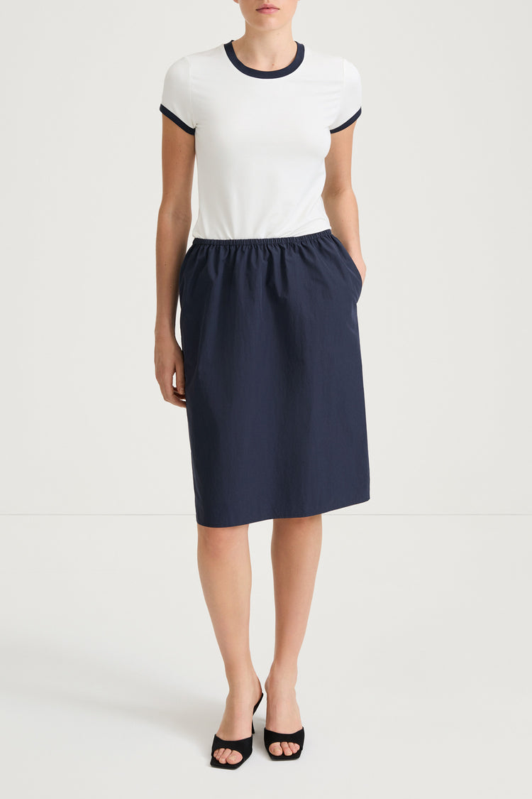 Knee long skirt navy trench stylein sorrel front model image