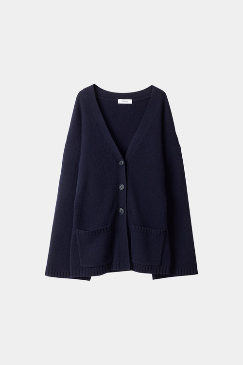 navy knitted cardigan stylein helia model image