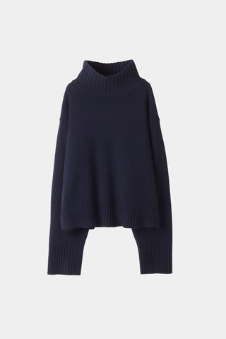 Hilary polo sweater midnight stylein packshot