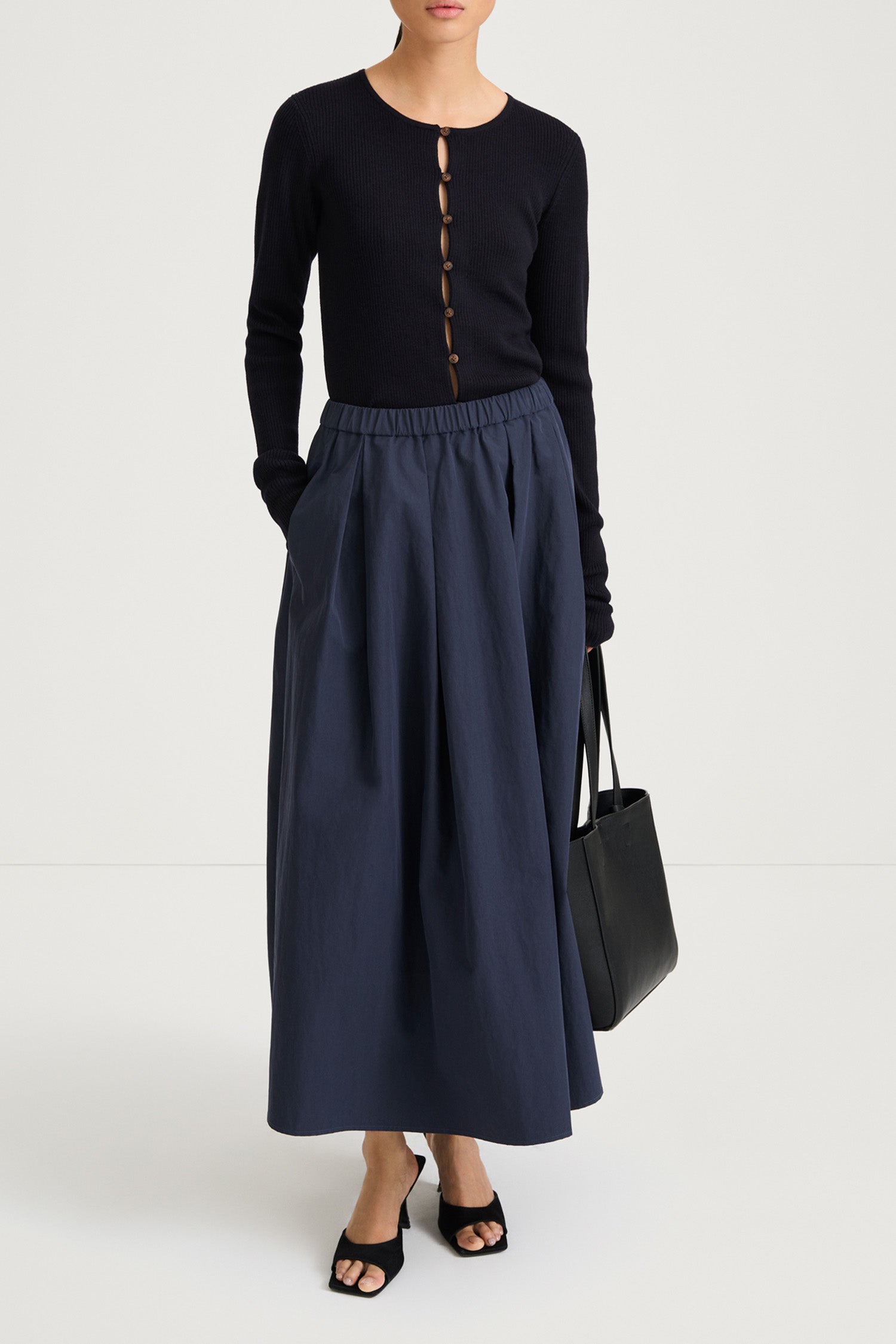 Navy maxi trench skirt navy stylein sorina front model image