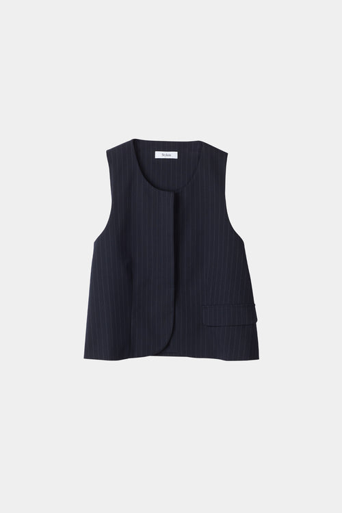 navy pinstripe vest stylein brixen model image