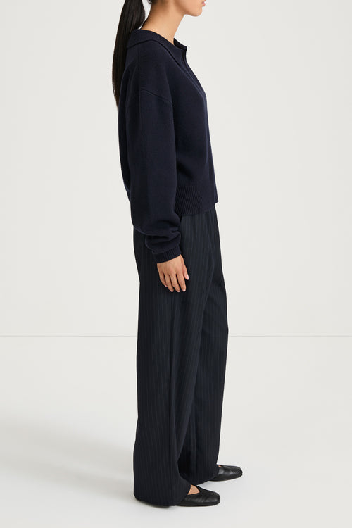 navy v-nec collar knitted sweater stylein harmony side