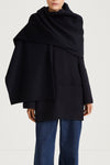 tecla wool scarf midnight stylein model image