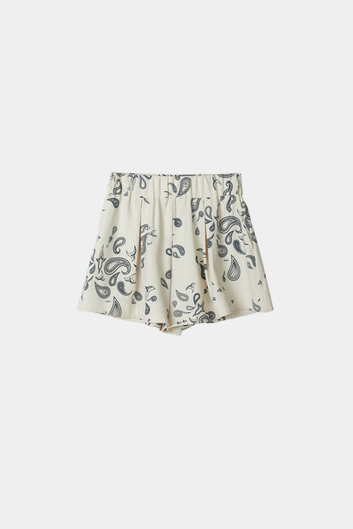 Marlo shorts paisley pattern stylein packshot