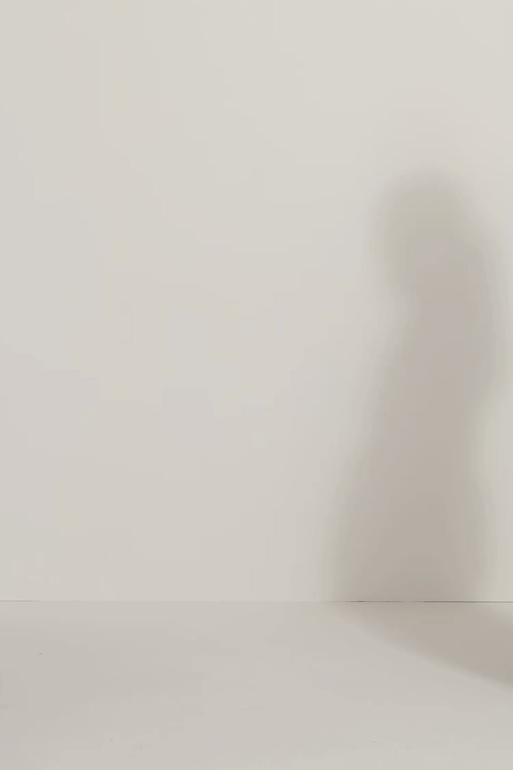 Trecate wool short coat taupe stylein model video