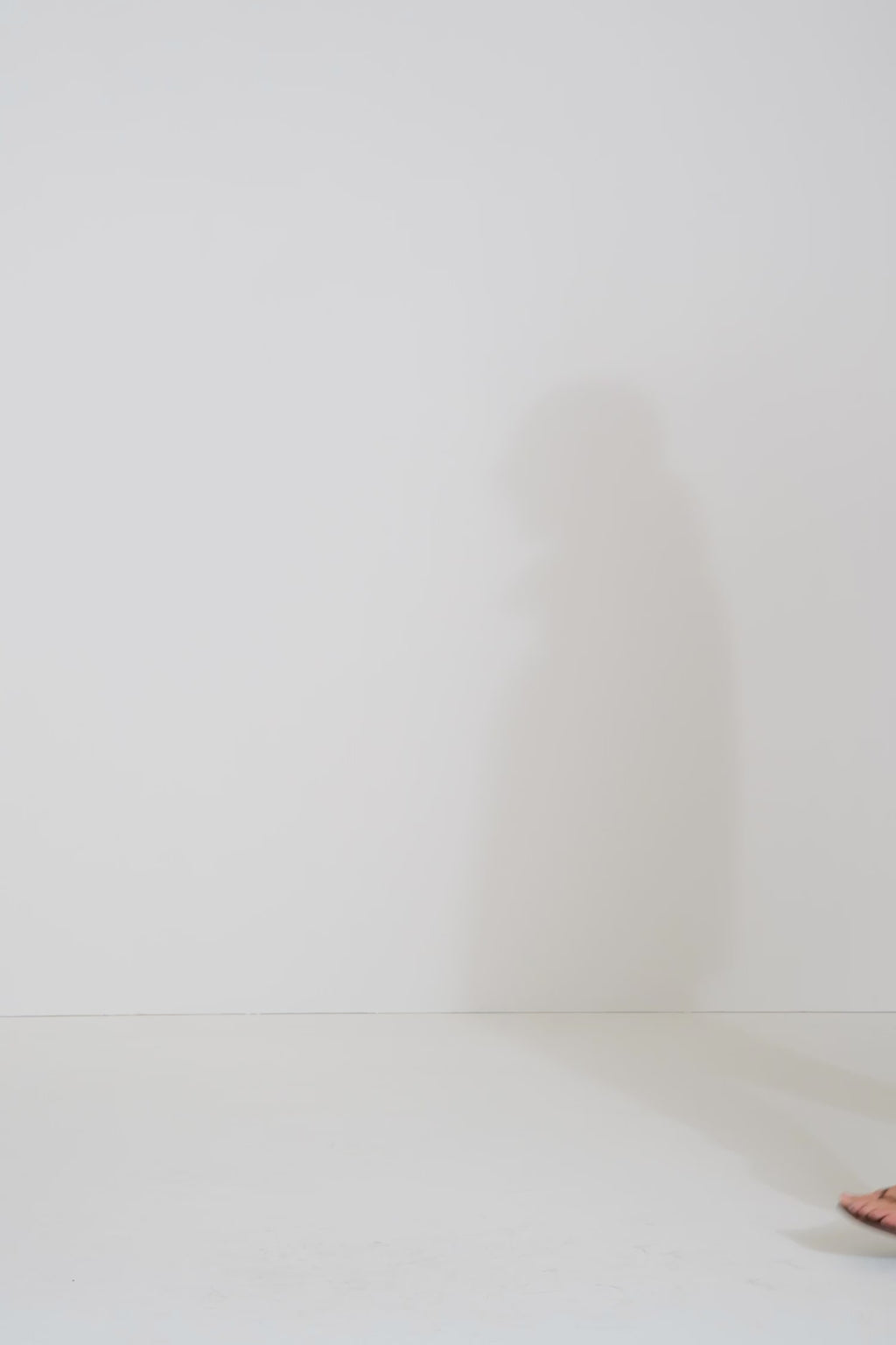 Beige wool jacket stylein tove front model video