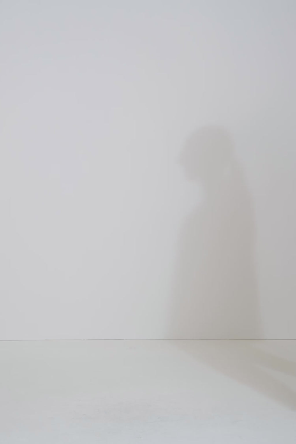 Black leather jacket stylein valencia front model video