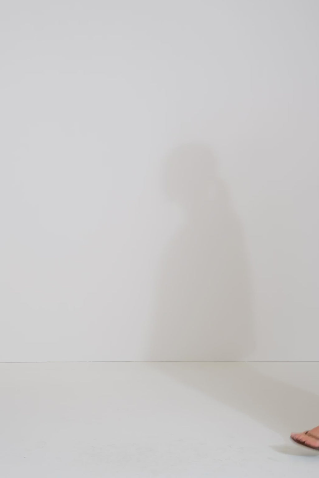 Cream transparent shirt stylein briza front model video