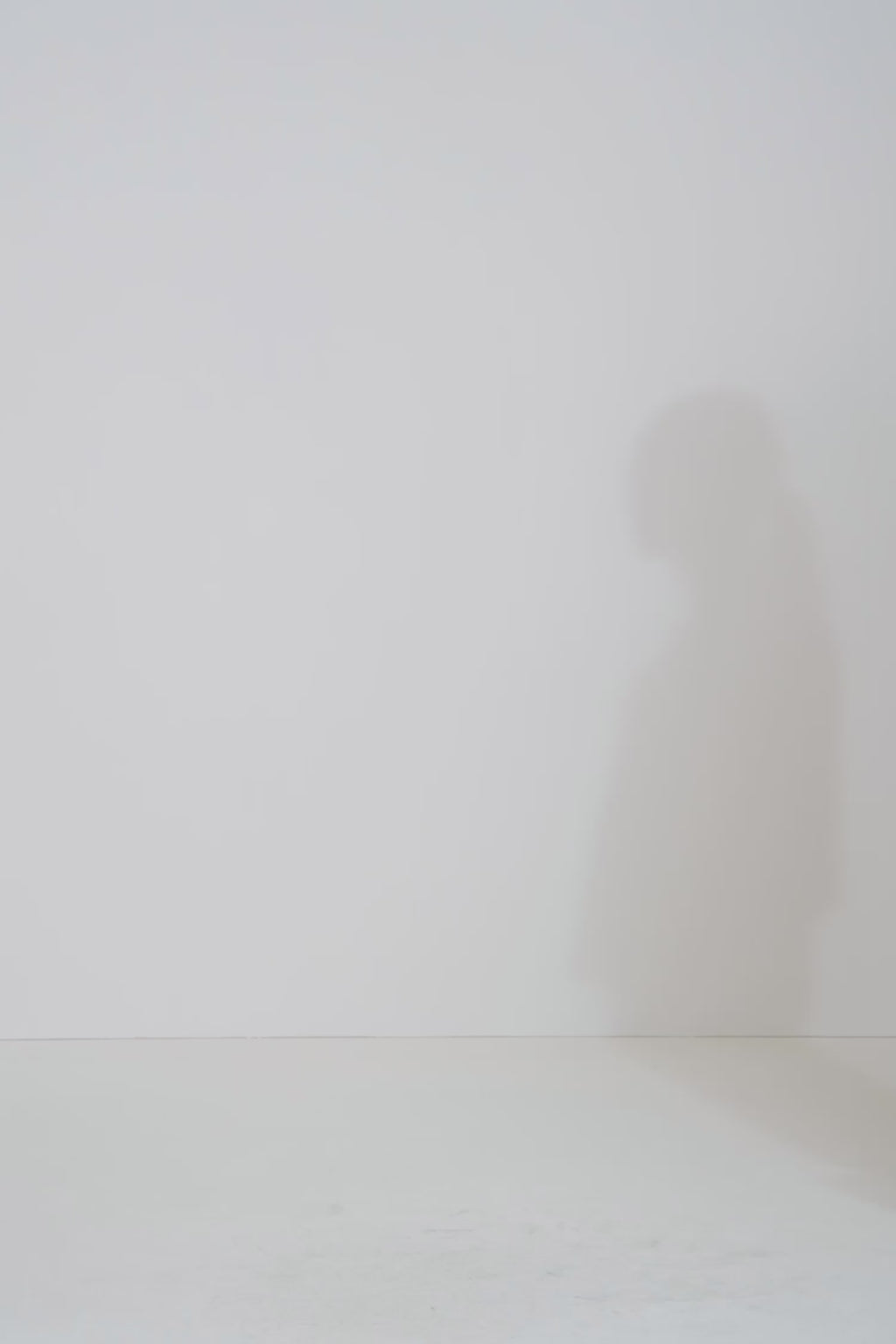 Light blue v-neck shirt stylein jaylene front model video