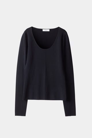 Prosper top long sleeve fitted silhouette milano knit rounded neckline black stylein packshot