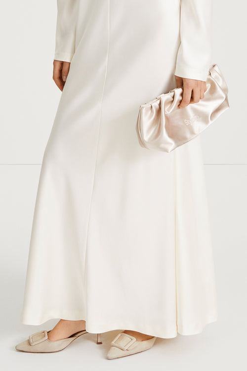 yaelle satin clutch cream stylein model image