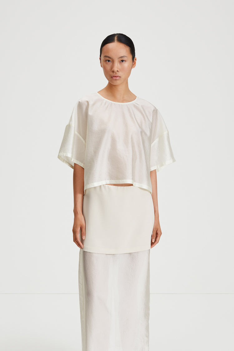 Berra top sheer cropped loose fitting ivory stylein front image
