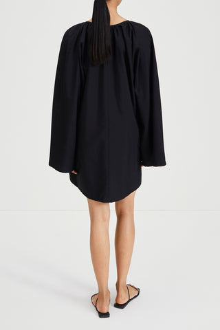 Juni dress short voluminous shape full length sleeves black stylein back image