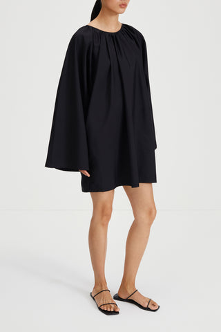 Juni dress short voluminous shape full length sleeves black stylein side image