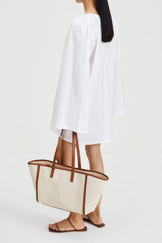 Juni dress short voluminous shape full length sleeves white stylein back image