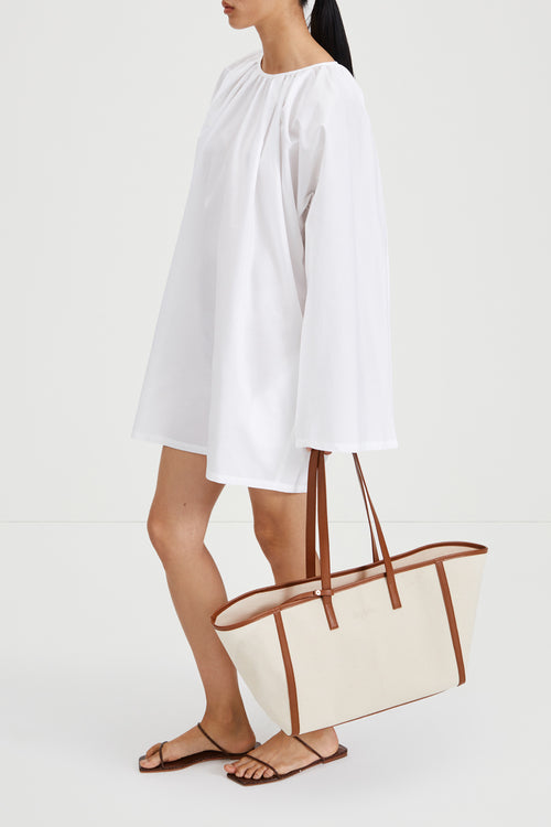 Juni dress short voluminous shape full length sleeves white stylein side image