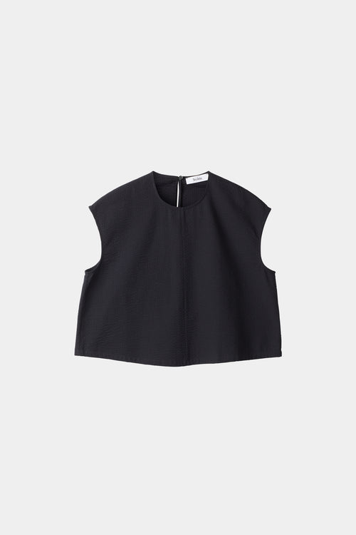 Jayla top cropped boxy short sleeved seersucker black stylein packshot
